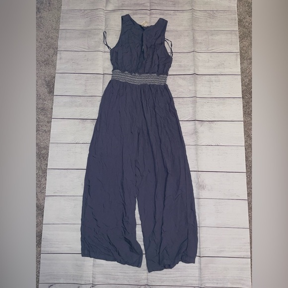 Women's Japna Jumpsuit - Picture 8 of 8